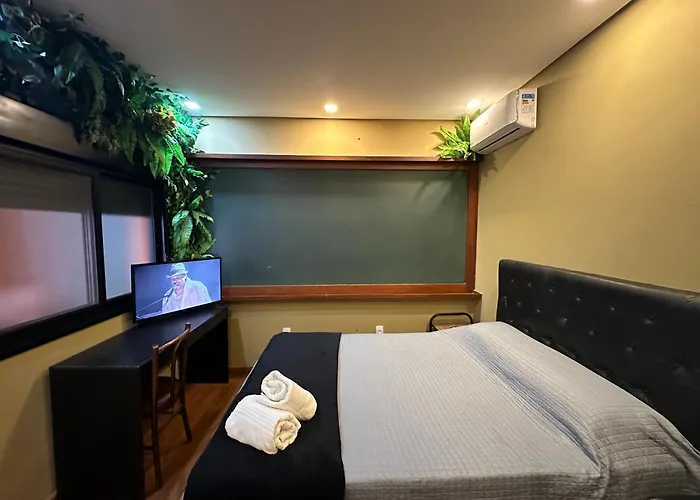 A Casina - Studios Metro Faria Lima